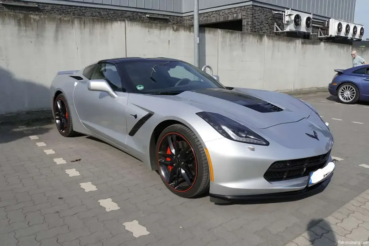 Usata Corvette Stingray 466 CV (342 kW) 2016 Argento Coupé