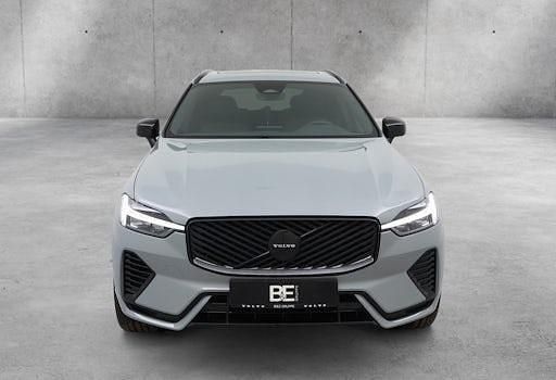 Neu Volvo XC60 Plus 455 PS (334 kW) 2026 Grau SUV
