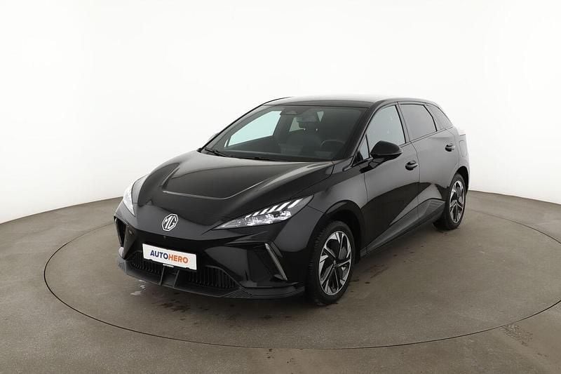 Schwarz Gebraucht 2022 MG MG4 EV Luxury Kleinwagen | 20.230 € - Bild 1/3