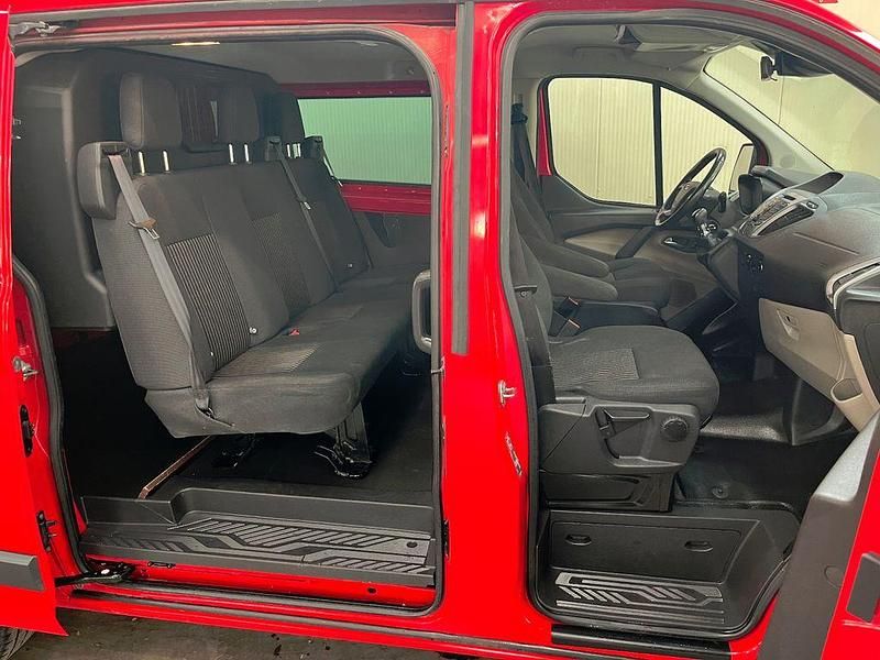 Gebraucht Ford Transit Custom Trend 131 PS (96 kW) 2016 Rot Van / Kleinbus