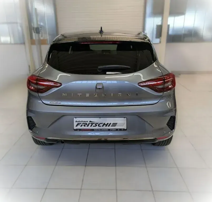 Neu Mitsubishi Colt Edition 91 PS (66 kW) 2025 Grau Kleinwagen