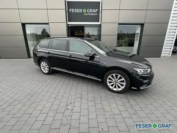Gebraucht VW Passat GTE 218 PS (160 kW) 2022 Deep black perleffekt Kombi