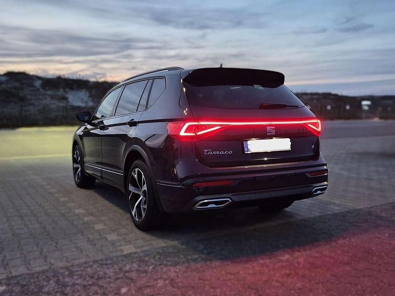 Grau Gebraucht 2023 Seat Tarraco FR SUV | 34.800 € (Fairer Preis) - Bild 1/4
