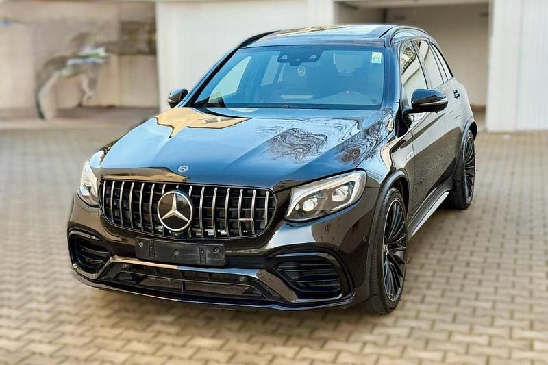 Schwarz Gebraucht 2019 Mercedes GLC63 AMG AMG SUV | 48.999 € (Superpreis) - Bild 1/4