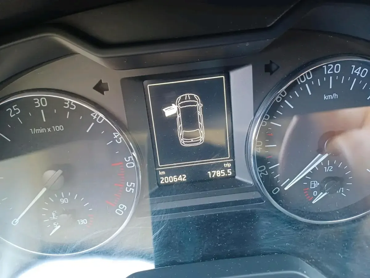 Gebraucht Skoda Octavia 101 PS (74 kW) 2016 Blau Kombi