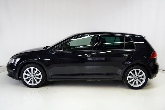 Gebraucht VW Golf VII Comfortline 150 PS (110 kW) 2014 Schwarz metallic Limousine