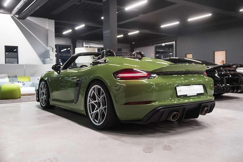 Gebraucht Porsche 718 Boxster 500 PS (367 kW) 2024 Olive Cabrio