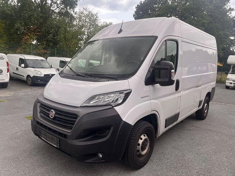 Weiß Gebraucht 2021 Fiat Ducato Van | 10.591 € (Superpreis) - Bild 1/4