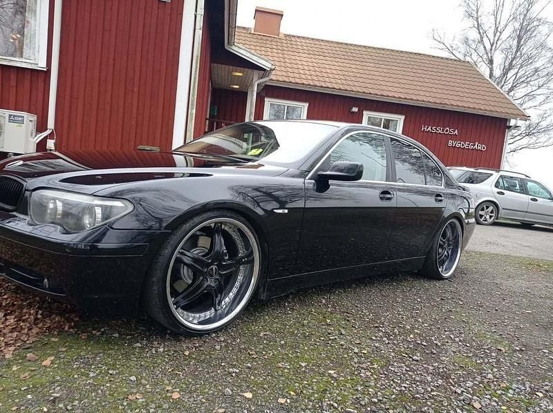 Schwarz Gebraucht 2002 BMW 745 Performance Limousine | 8.200 € (Teuer) - Bild 1/4