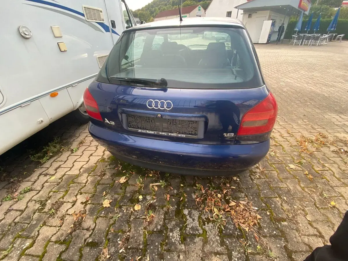 Brugt Audi A3 101 HK (74 kW) 1998 Blå Hatchback