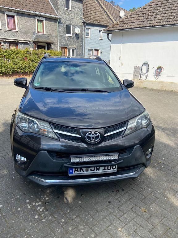 Gebraucht Toyota RAV4 Edition-S 150 PS (110 kW) 2014 Braun SUV