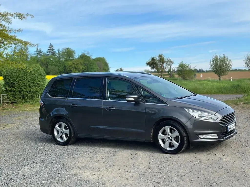 Gebraucht Ford Galaxy Titanium 160 PS (117 kW) 2017 Grau Van / Kleinbus