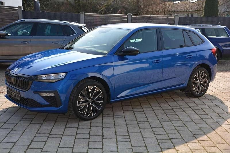 Neu Skoda Scala Dynamic 116 PS (85 kW) 2026 Raceblau metallic Kleinwagen