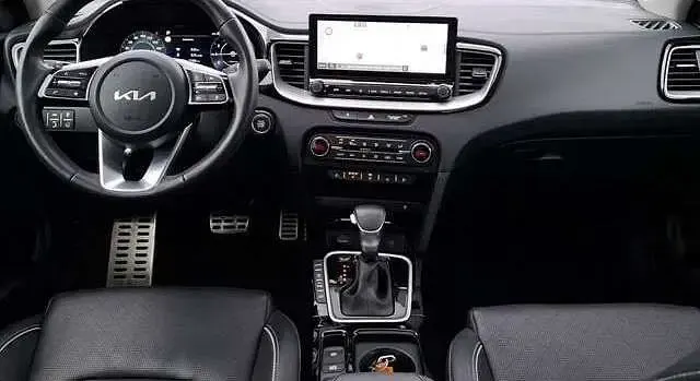 Gebraucht Kia XCeed Platinum Edition 160 PS (117 kW) 2023 Grau metallic SUV