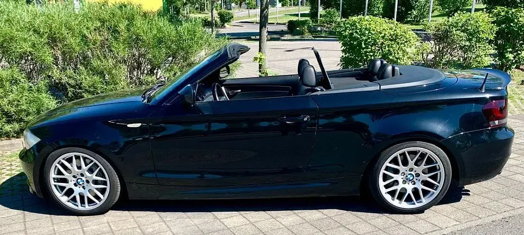 Gebraucht BMW 135 Cabriolet Performance 306 PS (225 kW) 2010 Schwarz Cabrio