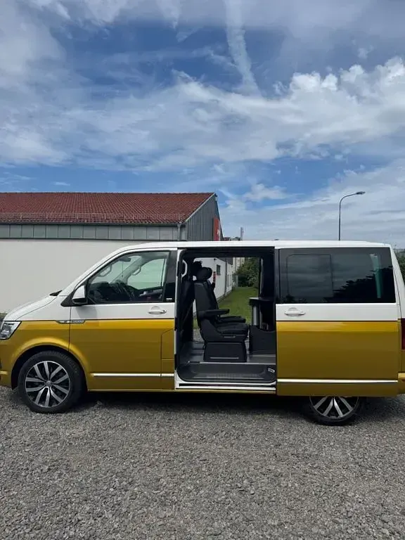 Gebraucht VW Multivan 204 PS (150 kW) 2018 Andere farben Van / Kleinbus