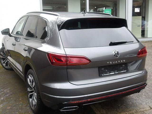 Gebraucht VW Touareg Style 286 PS (210 kW) 2023 Grau SUV