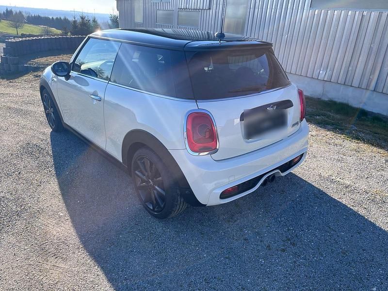 Weiß Gebraucht 2015 Mini Cooper S Coupé Coupé | 11.990 € - Bild 1/4
