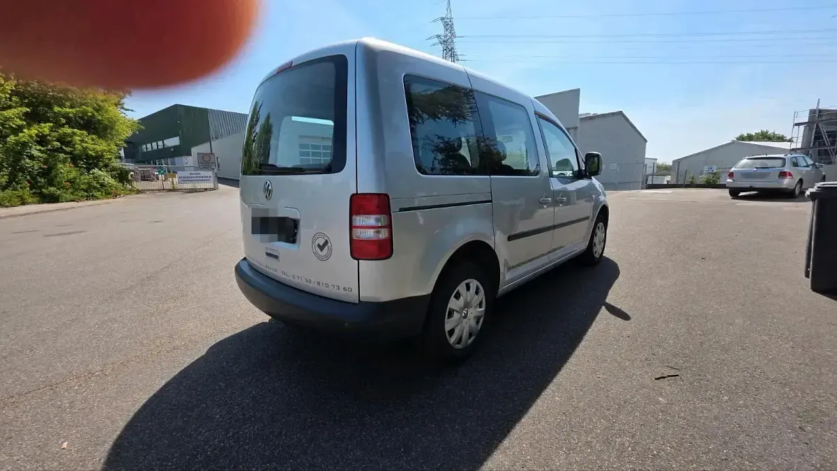 Gebraucht VW Caddy 102 PS (75 kW) 2013 Grau Van / Kleinbus