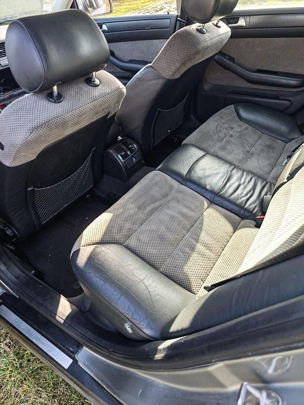 Gebraucht Audi A6 Allroad 180 PS (132 kW) 2004 Grau Kombi