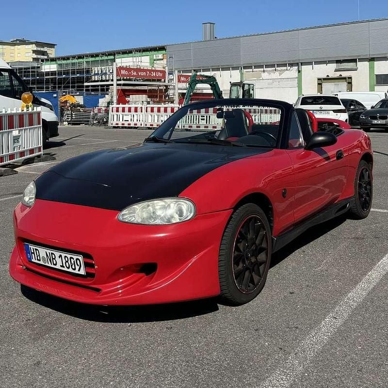 Usata Mazda MX5 131 CV (96 kW) 2004 Rosso Cabrio