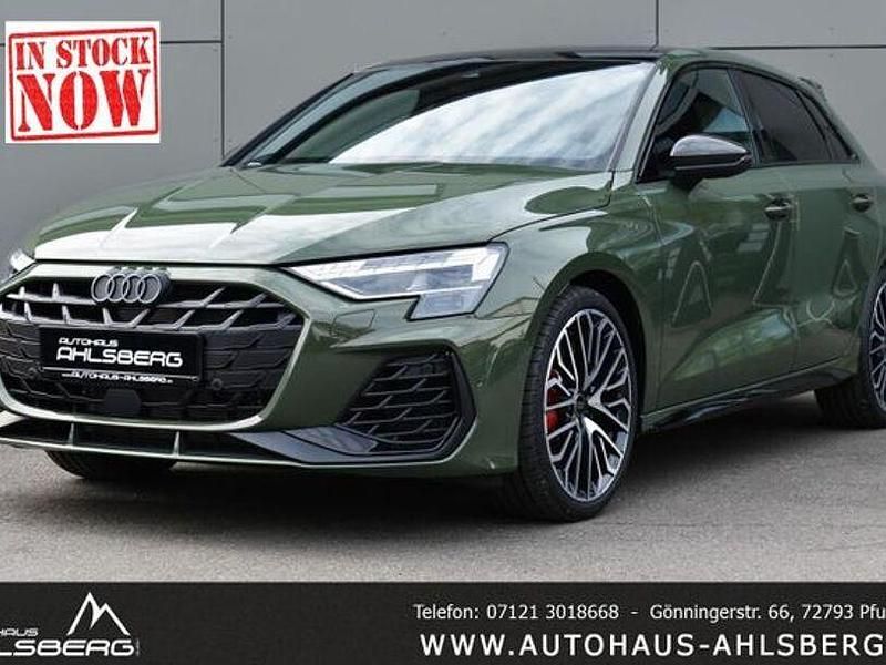 Grün Neu 2024 Audi S3 Sport Limousine | 58.799 € - Bild 1/4