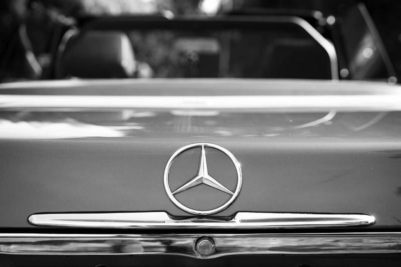 Gebraucht Mercedes SL500 231 PS (169 kW) 1983 Grau Cabrio