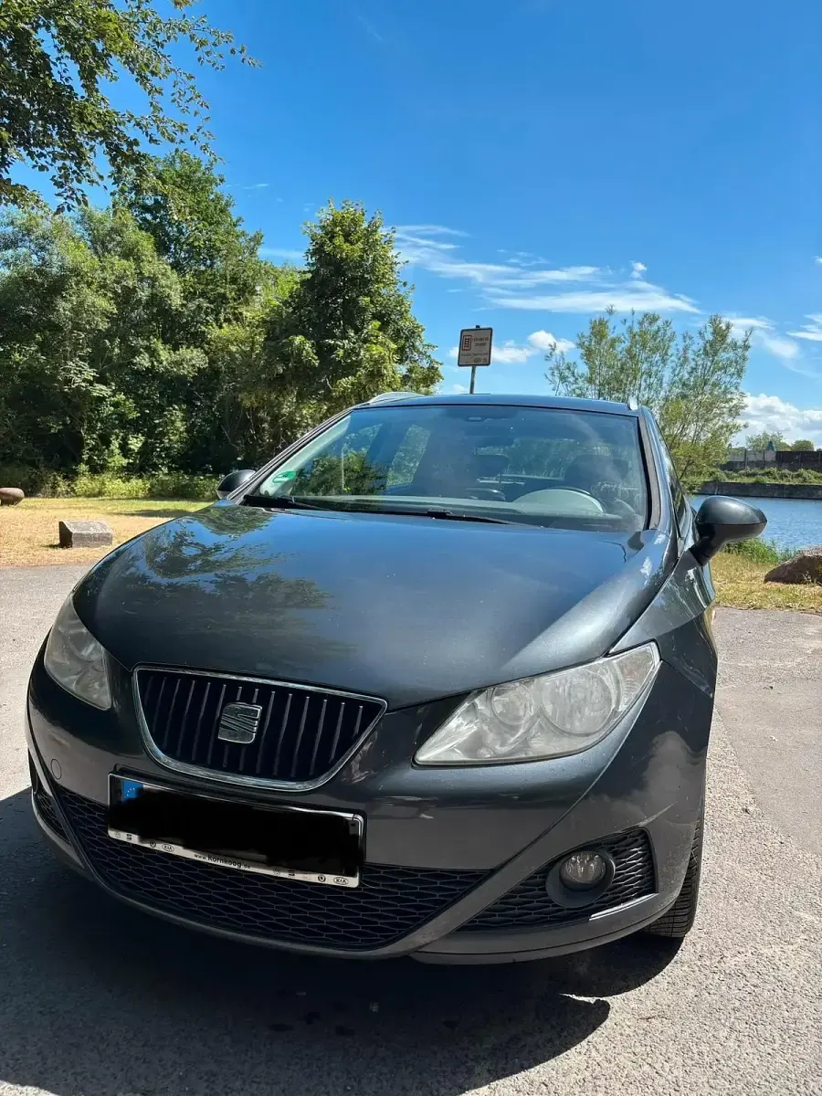 Gebraucht Seat Ibiza 86 PS (63 kW) 2011 Grau Limousine