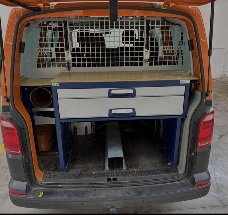 Gebraucht VW Transporter 140 PS (102 kW) 2015 Orange Van