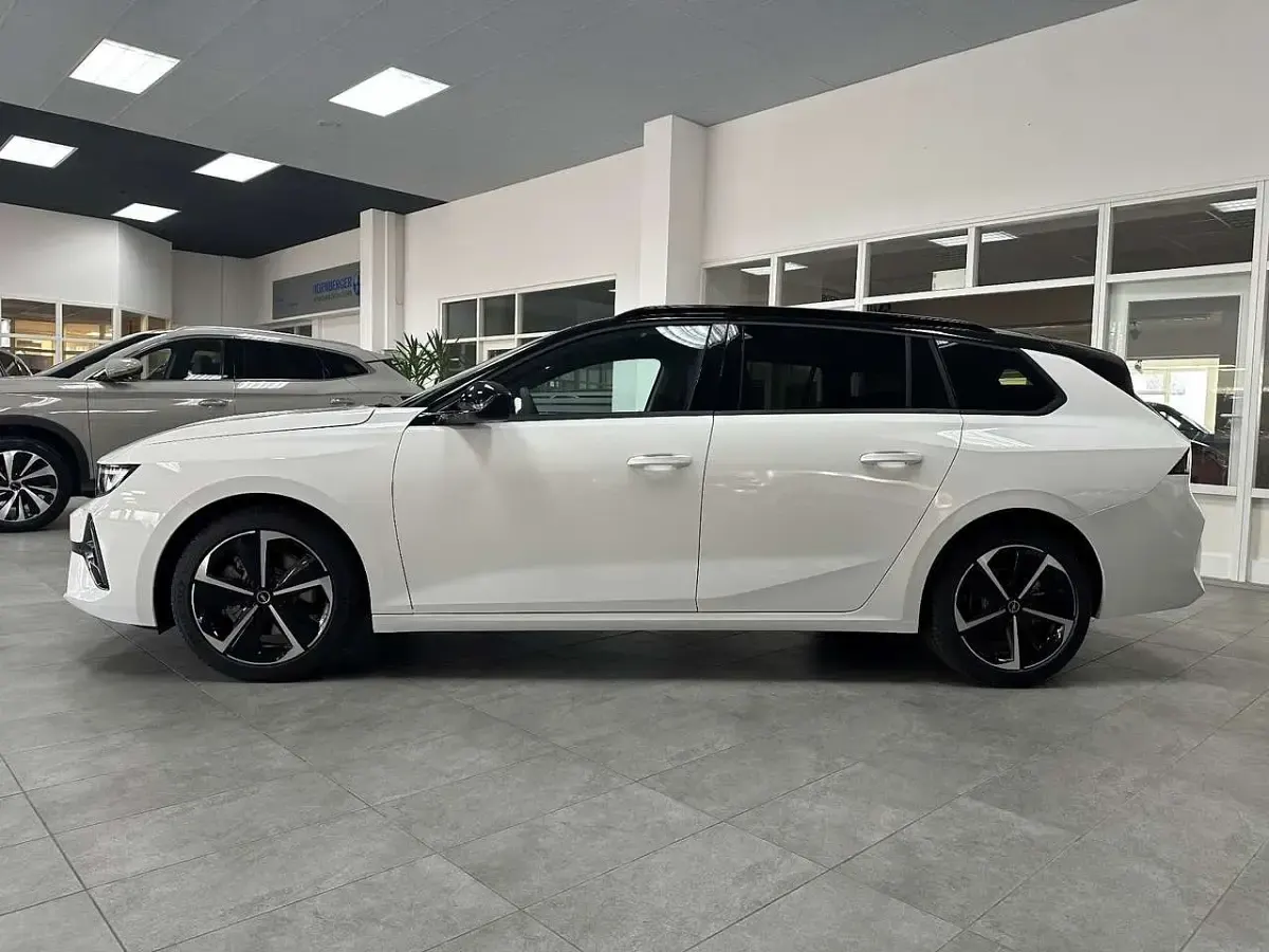 Occasion Opel Astra 131 ch (96 kW) 2025 Blanc Citadine