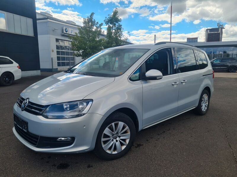 Silber Gebraucht 2013 VW Sharan Comfortline Van / Kleinbus | 8.500 € (Superpreis) - Bild 1/4