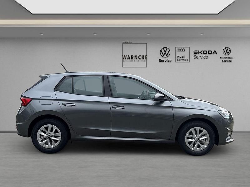 Gebraucht Skoda Fabia Selection 80 PS (58 kW) 2025 Schwarzmagic perleffekt Kleinwagen
