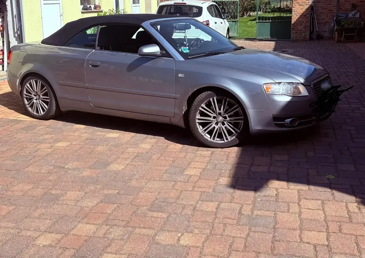 Gebraucht Audi A4 2010 Grau Cabrio