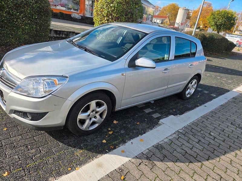 Silber Gebraucht 2008 Opel Astra Limousine | 1.190 € (Superpreis) - Bild 1/4