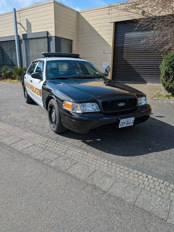 Gebraucht Ford Crown 249 PS (183 kW) 2006 Limousine