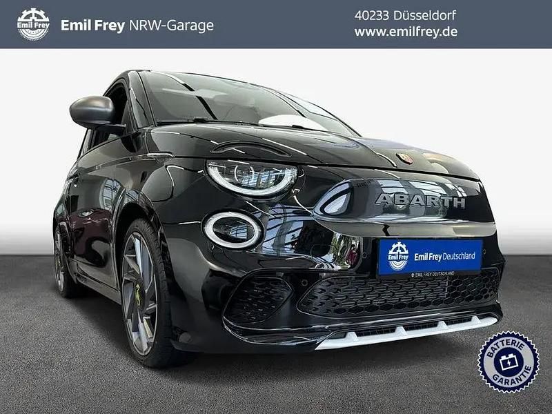 Venom black Gebraucht 2024 Abarth 500e Kleinwagen | 32.990 € (Guter Preis) - Bild 1/3