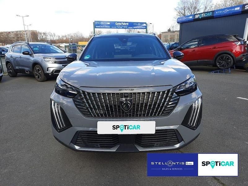Gebraucht Peugeot 2008 GT 131 PS (96 kW) 2024 Grau SUV