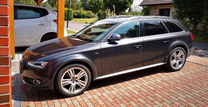 Gebraucht Audi A4 Allroad S-Line 245 PS (180 kW) 2012 Grau Kombi