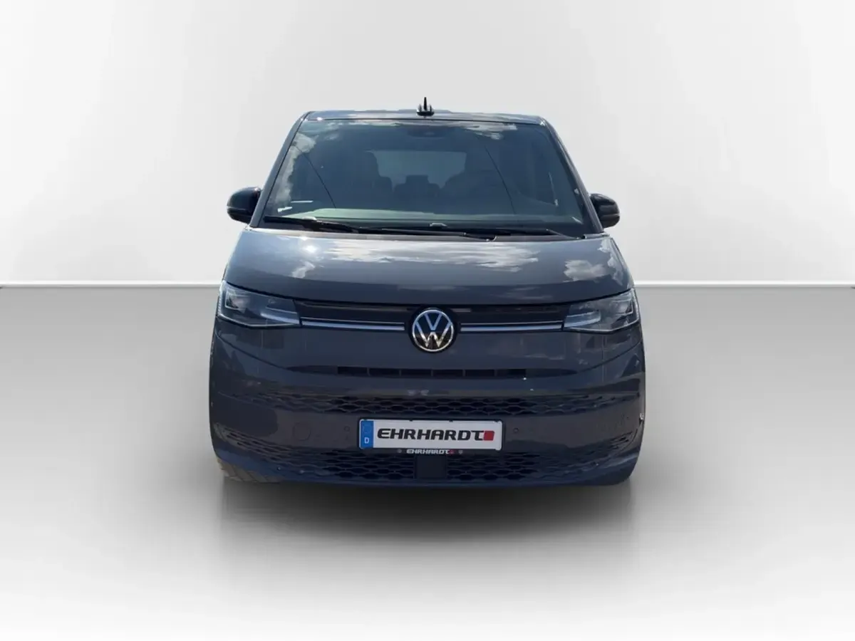 Gebraucht VW Multivan Life 150 PS (110 kW) 2025 Grau Van / Kleinbus