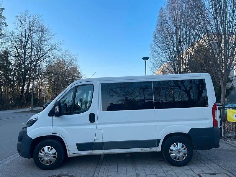 Gebraucht Peugeot Boxer 131 PS (96 kW) 2015 Weiß Van