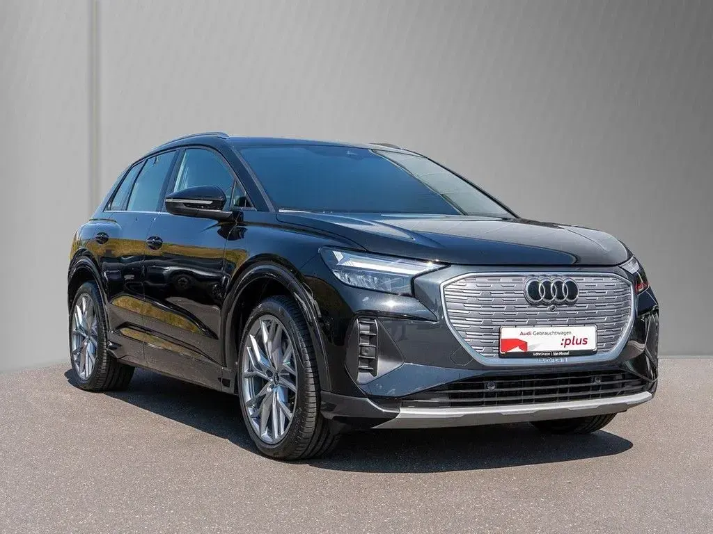 Gebraucht Audi Q4 e-tron Advanced Plus 150 kW (204 PS) 2023 Mythosschwarz metallic SUV