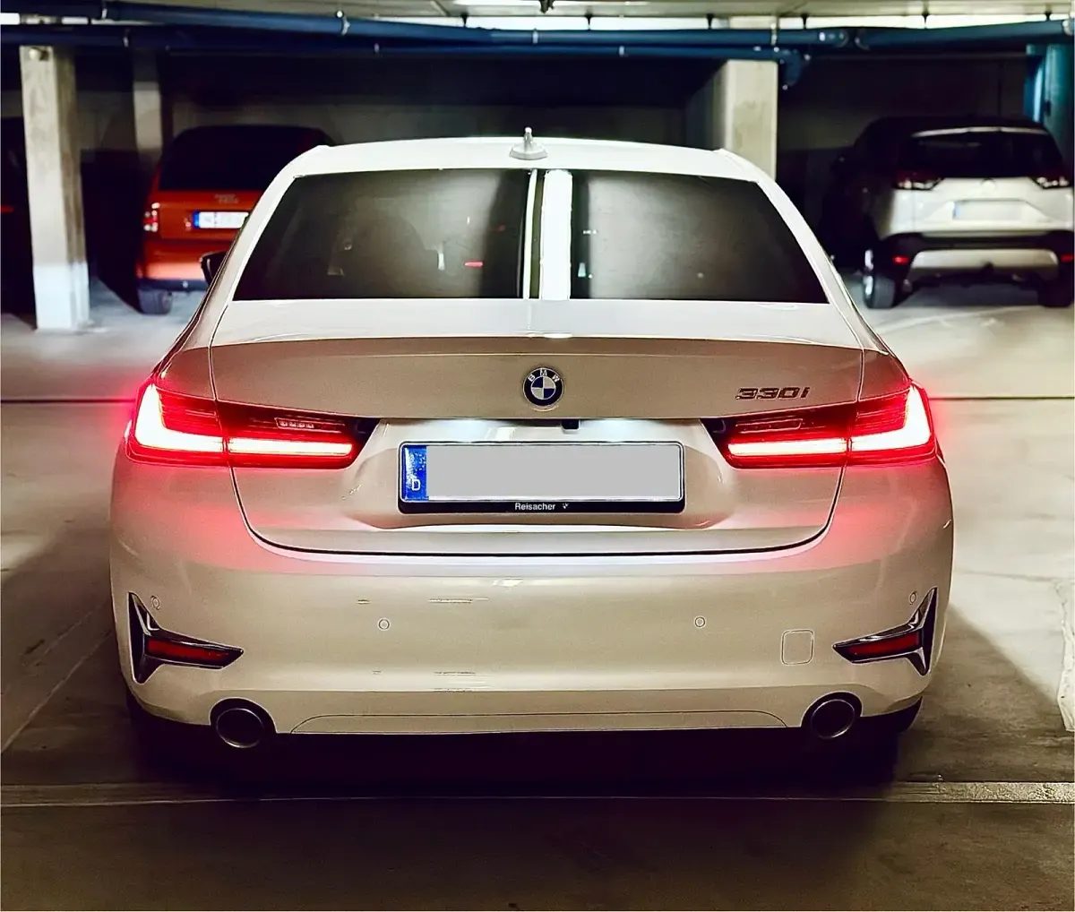 Gebraucht BMW 330 258 PS (189 kW) 2019 Weiß Limousine