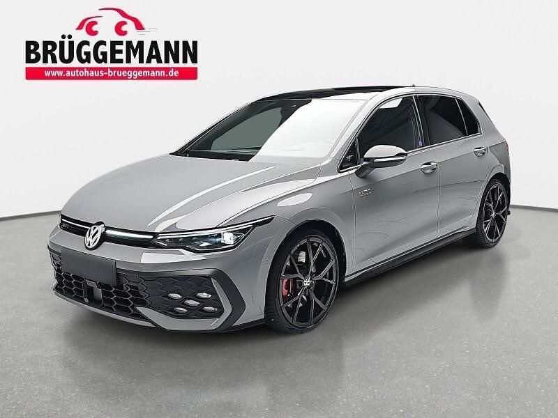 Grau Gebraucht 2024 VW Golf VIII GTI Limousine | 39.890 € (Fairer Preis) - Bild 1/4