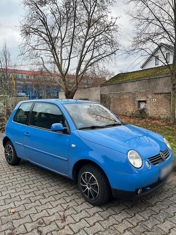 Blau Gebraucht 2004 VW Lupo Kleinwagen | 949 € (Fairer Preis) - Bild 1/4