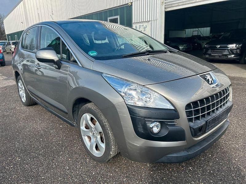 Gebraucht Peugeot 3008 131 PS (96 kW) 2012 Gold Kombi