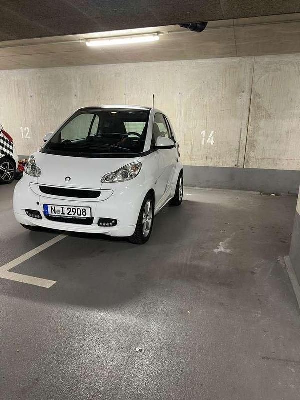 Weiß Gebraucht 2012 Smart ForTwo Coupé Kleinwagen | 5.000 € (Fairer Preis) - Bild 1/4