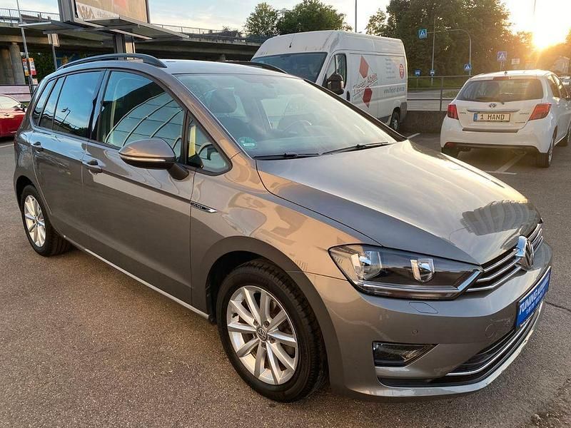 Grau Gebraucht 2015 VW Golf VII LOUNGE Limousine | 12.790 € (Fairer Preis) - Bild 1/4