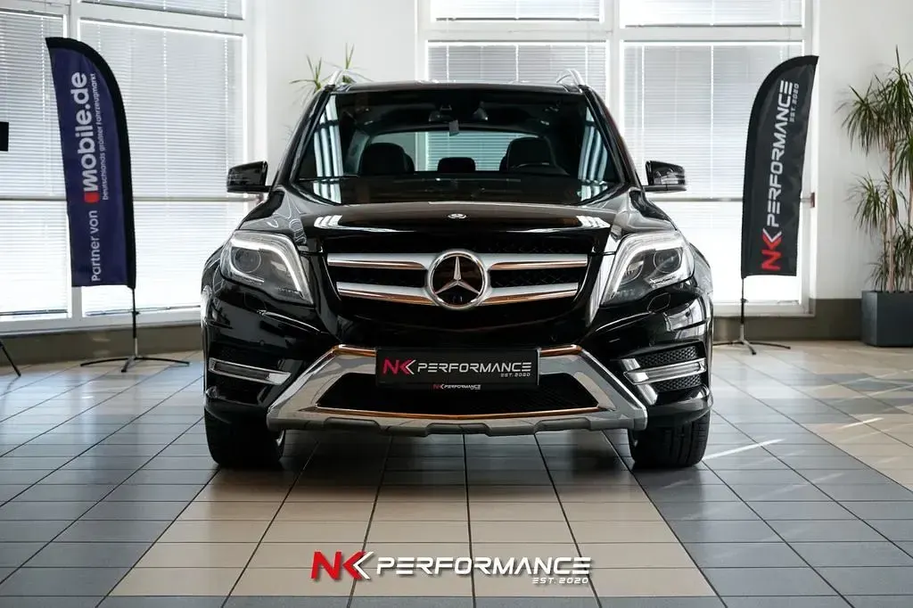 Gebraucht Mercedes GLK250 AMG 204 PS (150 kW) 2015 Schwarz SUV