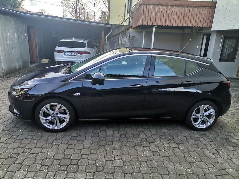 Gebraucht Opel Astra Dynamic 136 PS (100 kW) 2019 Blau Limousine