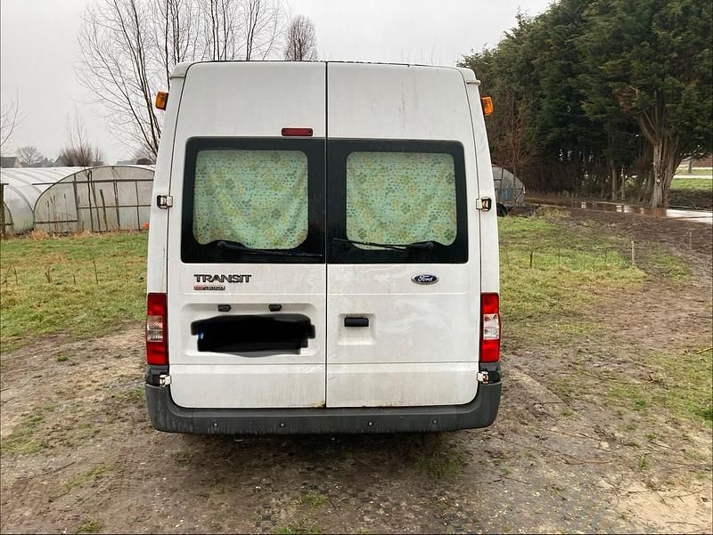 Gebraucht Ford Transit 85 PS (62 kW) 2012 Weiß Van / Kleinbus